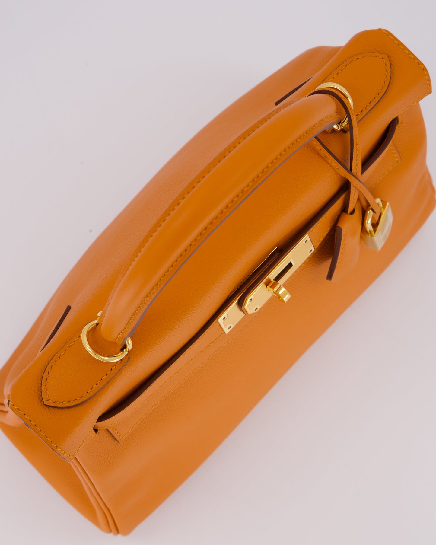 Hermes Kelly 28 Retourne Bag in Abricot Evercolor Leather with Gold Hardware