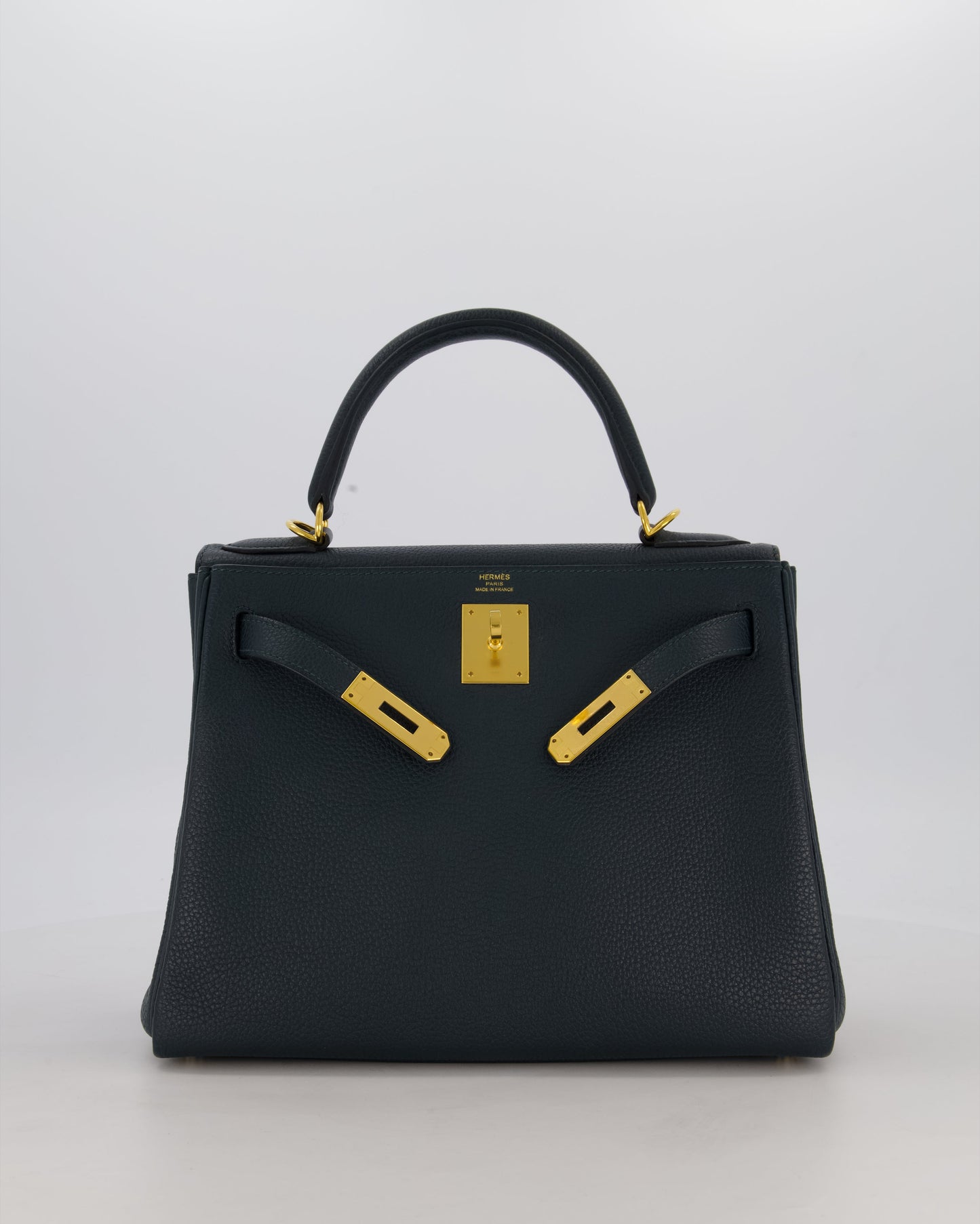 Hermes Kelly 28 Retourne Bag in Vert Cypress Togo Leather with Gold Hardware