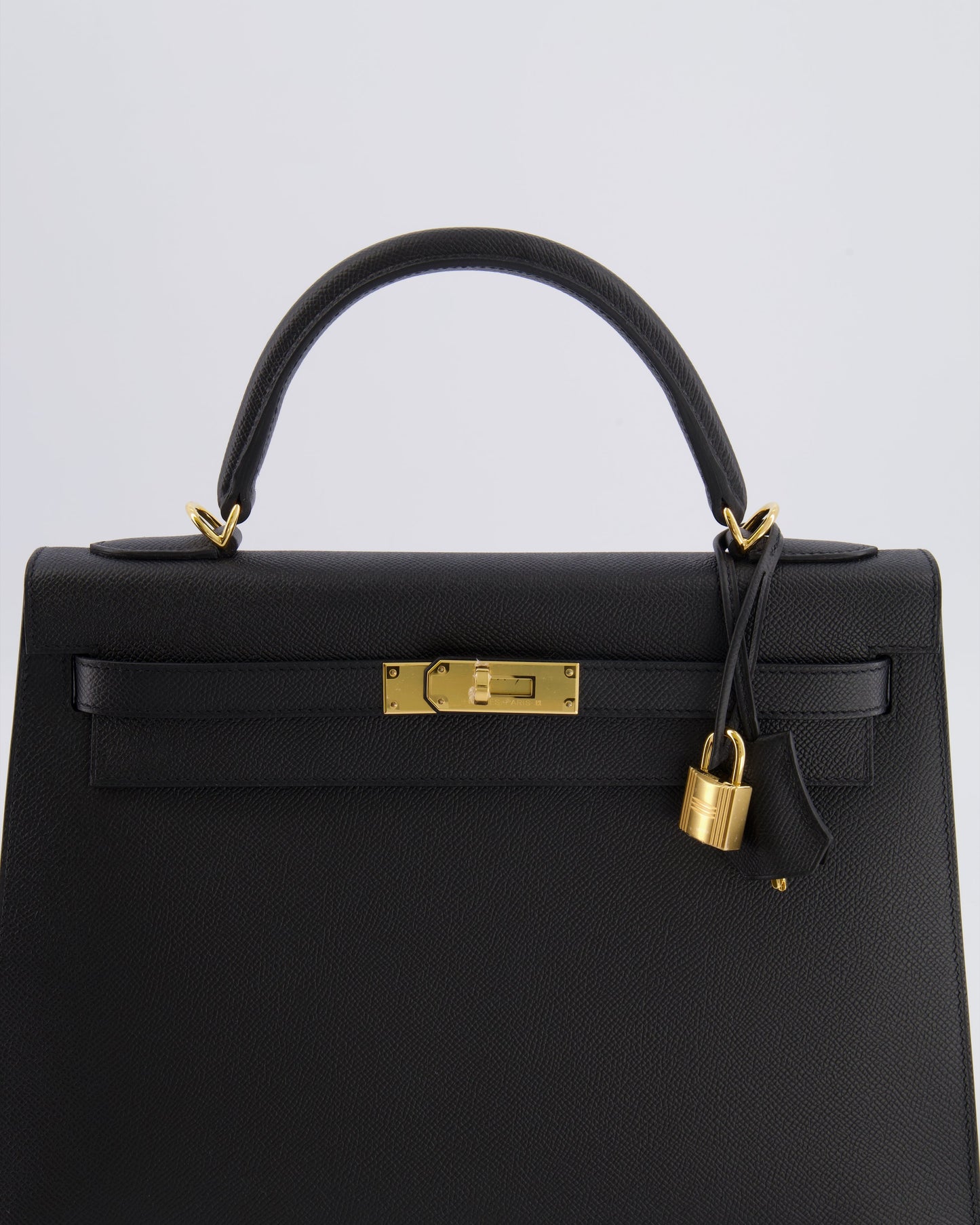 Hermes Kelly 32 Sellier Bag in Noir Epsom Leather with Gold Hardware