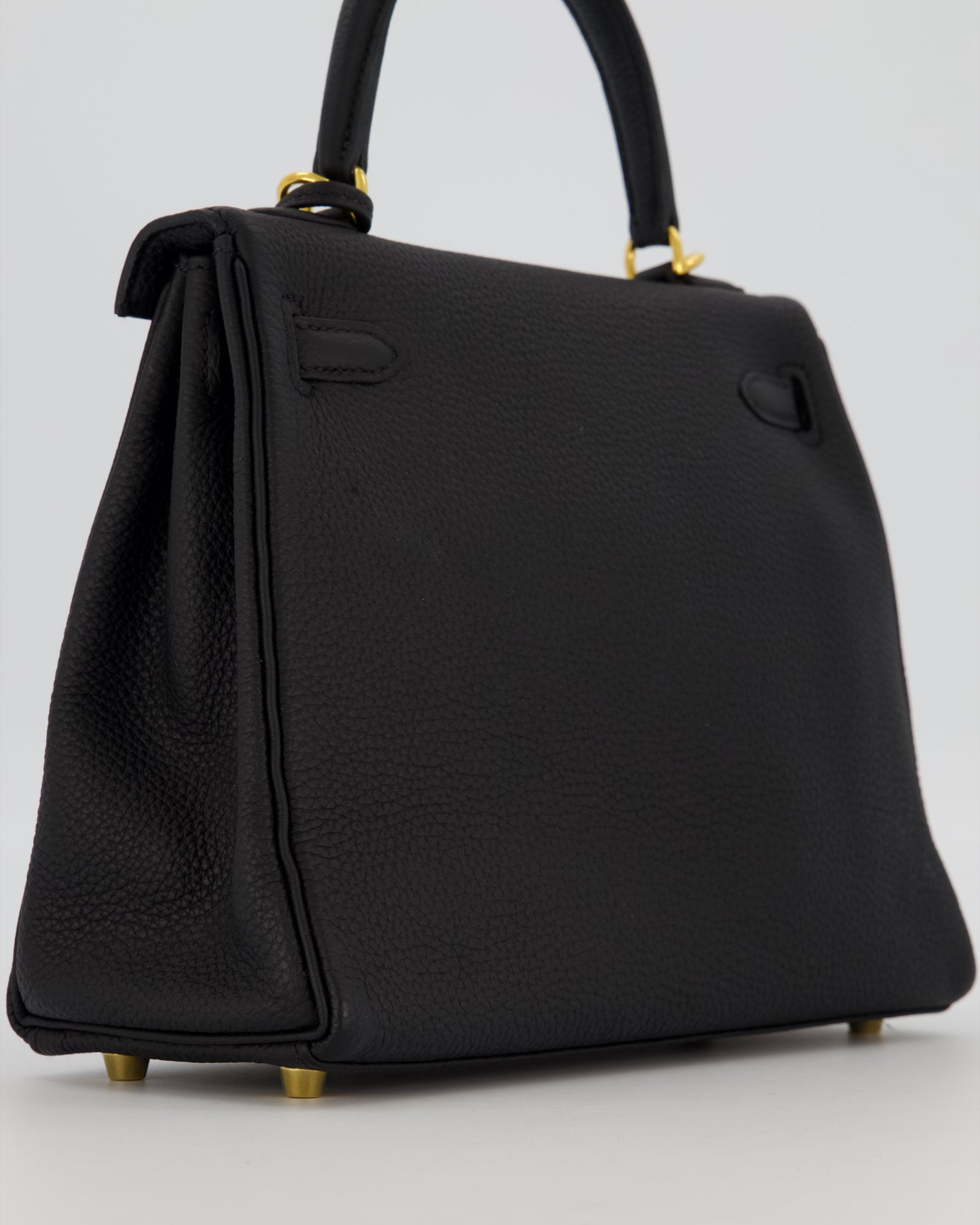 Hermes Kelly 25 Retourne Bag in Noir Togo Leather with Gold Hardware