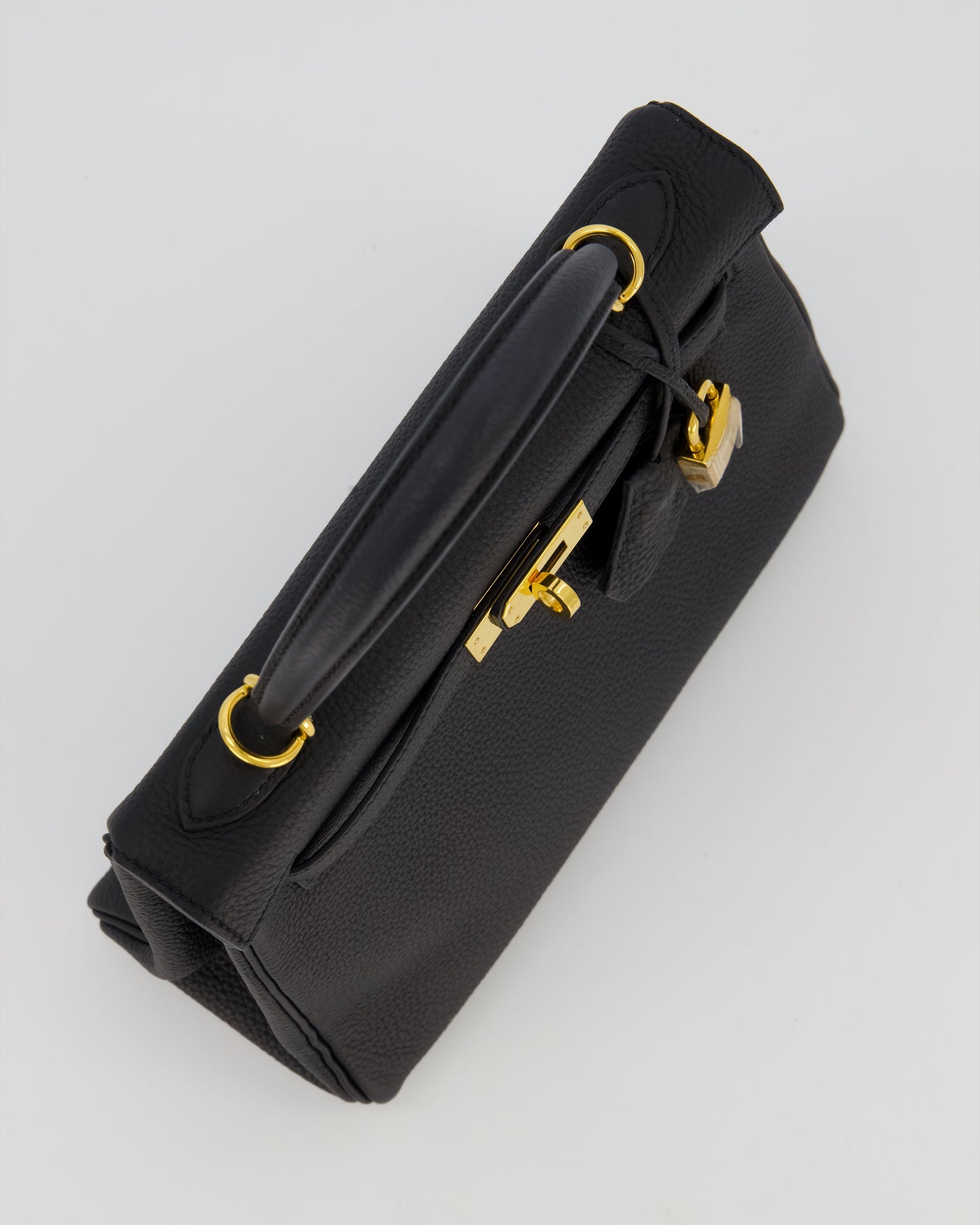 Hermes Kelly 25 Retourne Bag in Noir Togo Leather with Gold Hardware