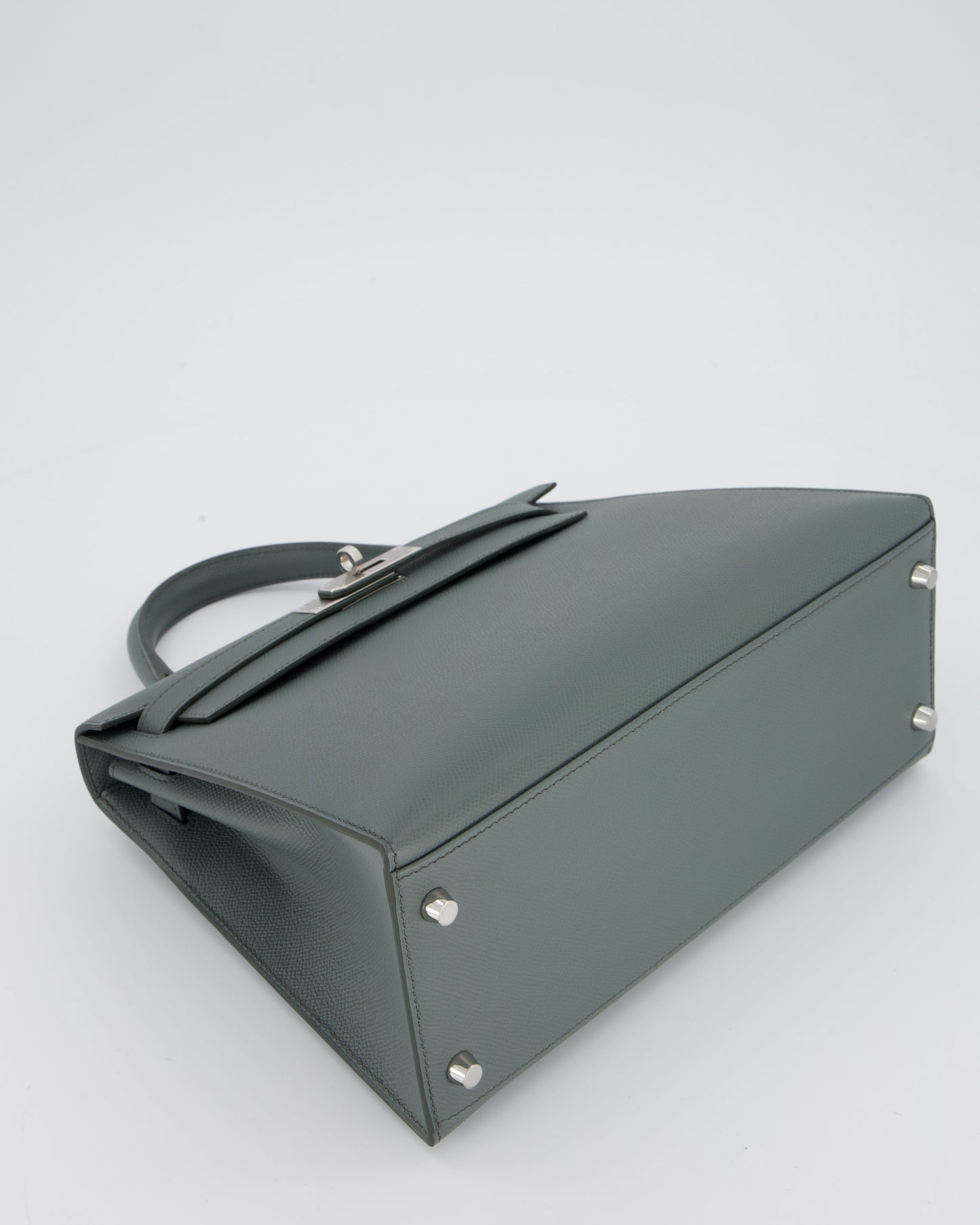 Hermes Kelly 28 Sellier Bag in Vert Amande Epsom Leather with Palladium Hardware