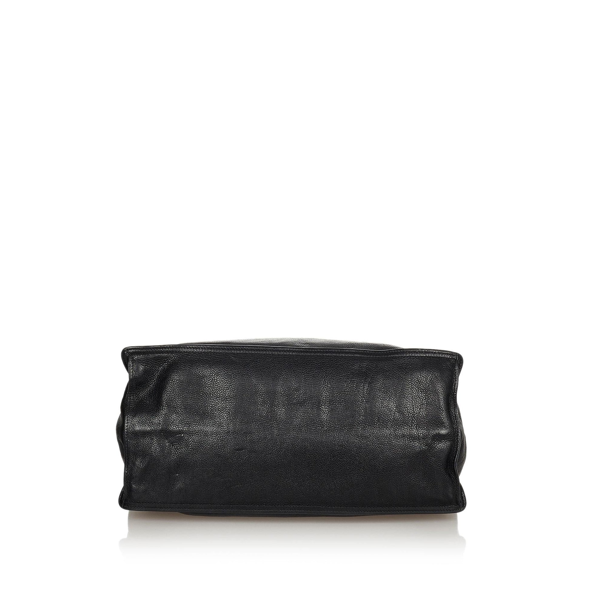 Prada Etiquette Leather Tote Bag (SHG-24647)