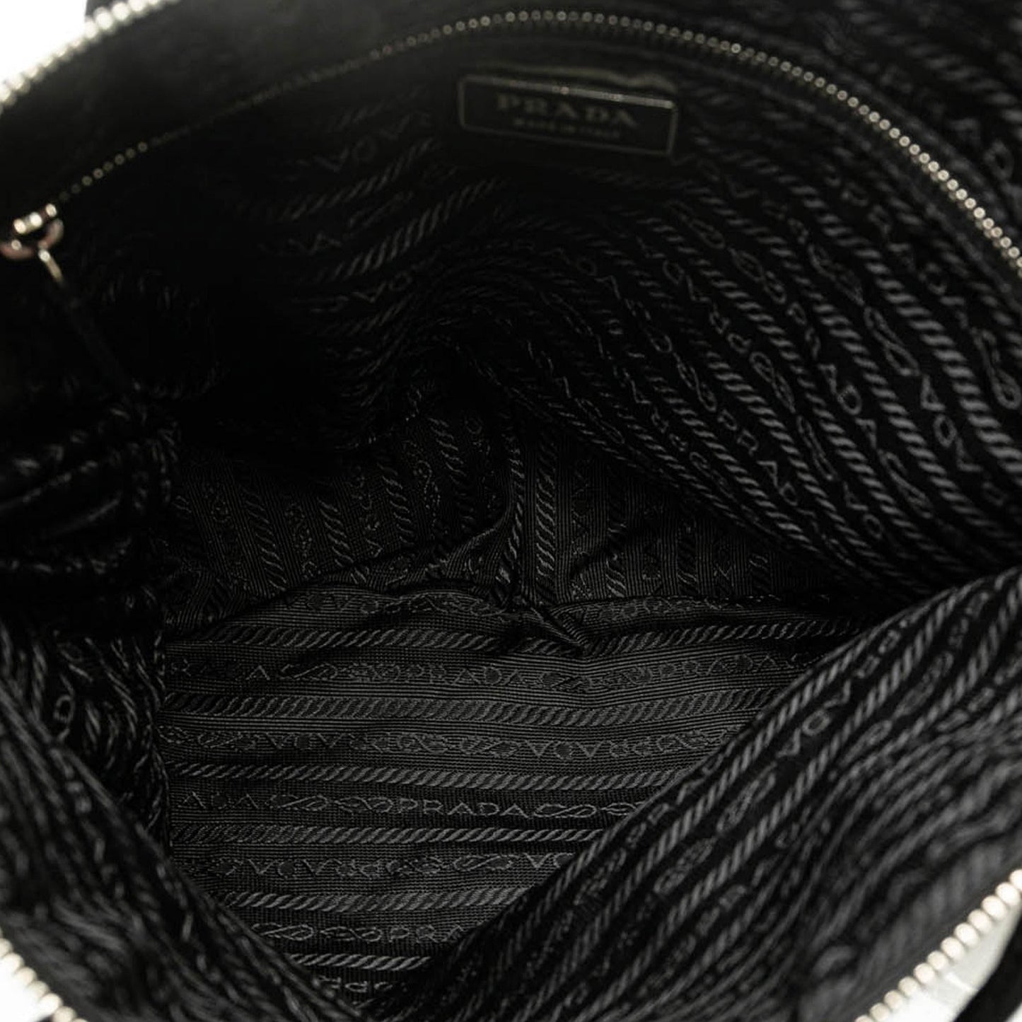 Prada Tessuto Tote (SHG-xirK6B)