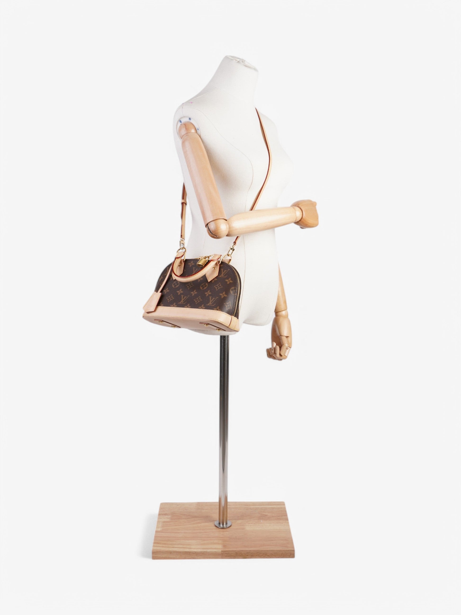 Louis Vuitton Alma Monogram / Beige Coated Canvas BB