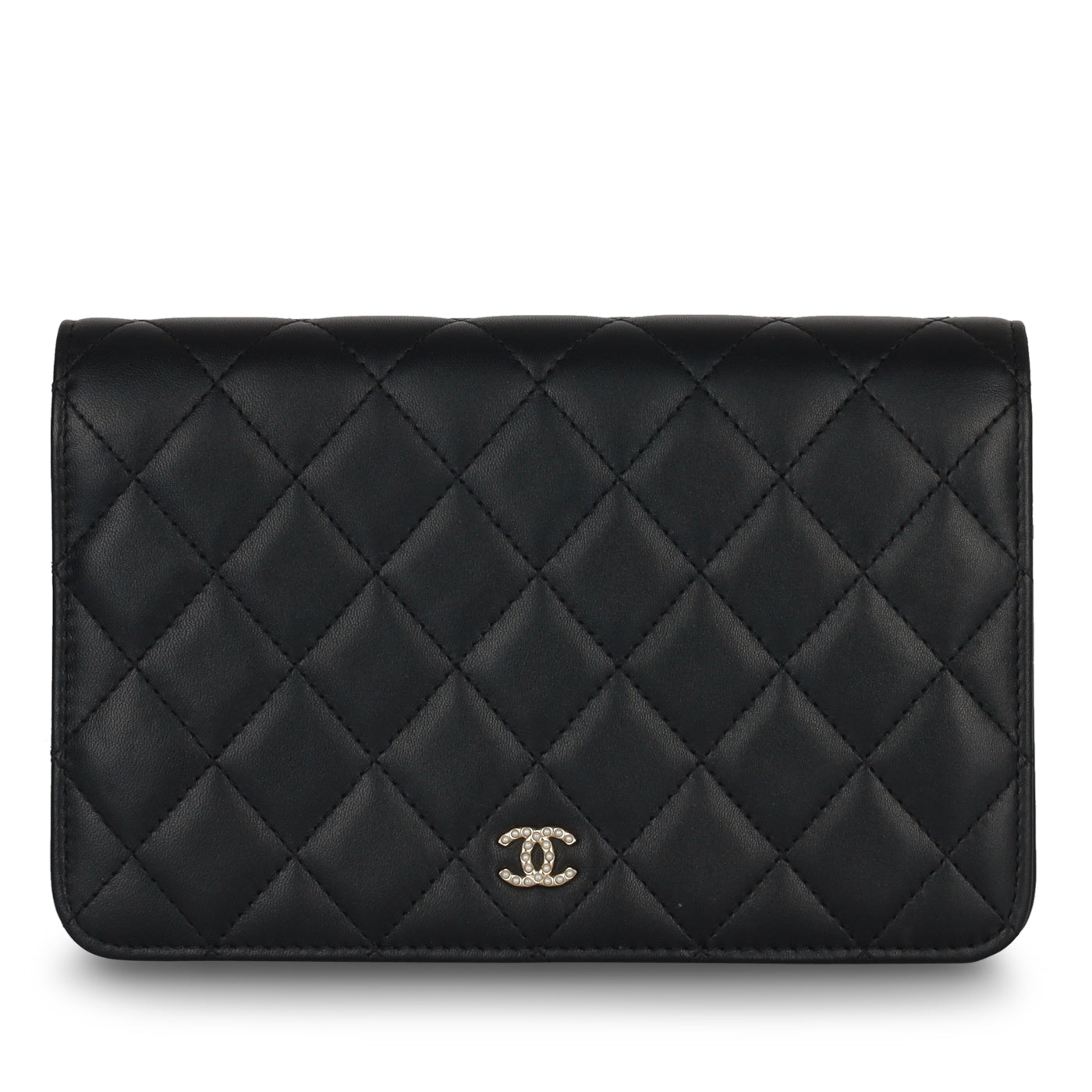 Chanel Pearl WOC