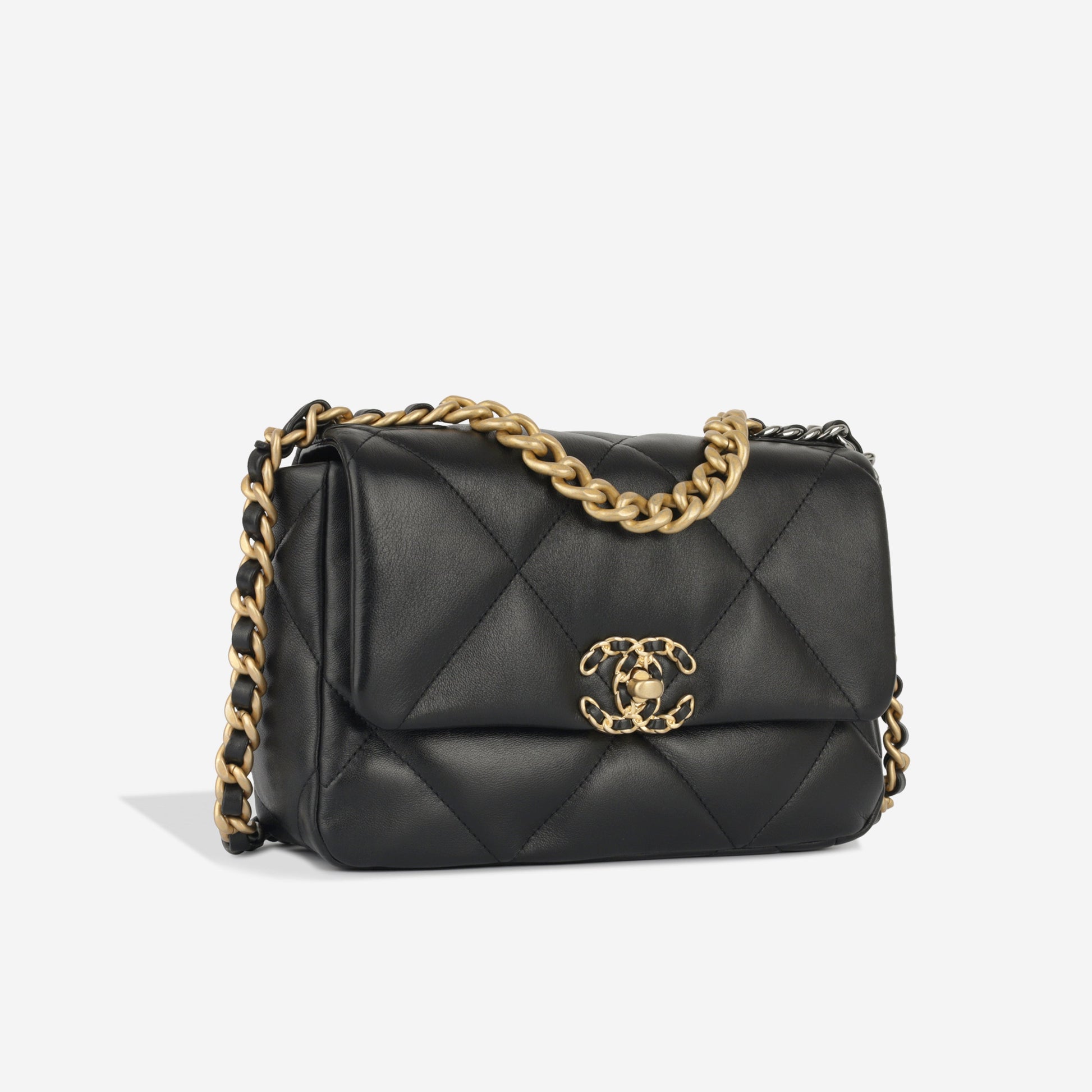 Chanel Chanel 19 - Small