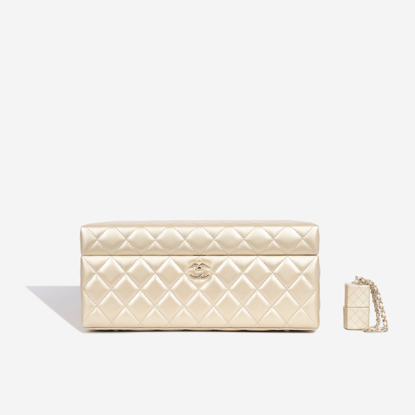Chanel MÃ©tiers d Art Trunk