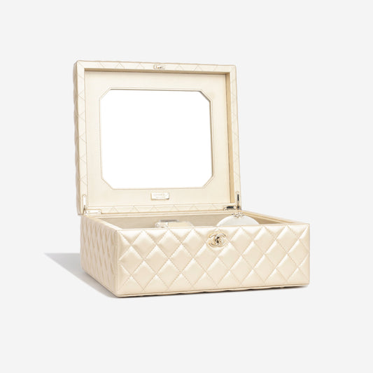 Chanel MÃ©tiers d Art Trunk