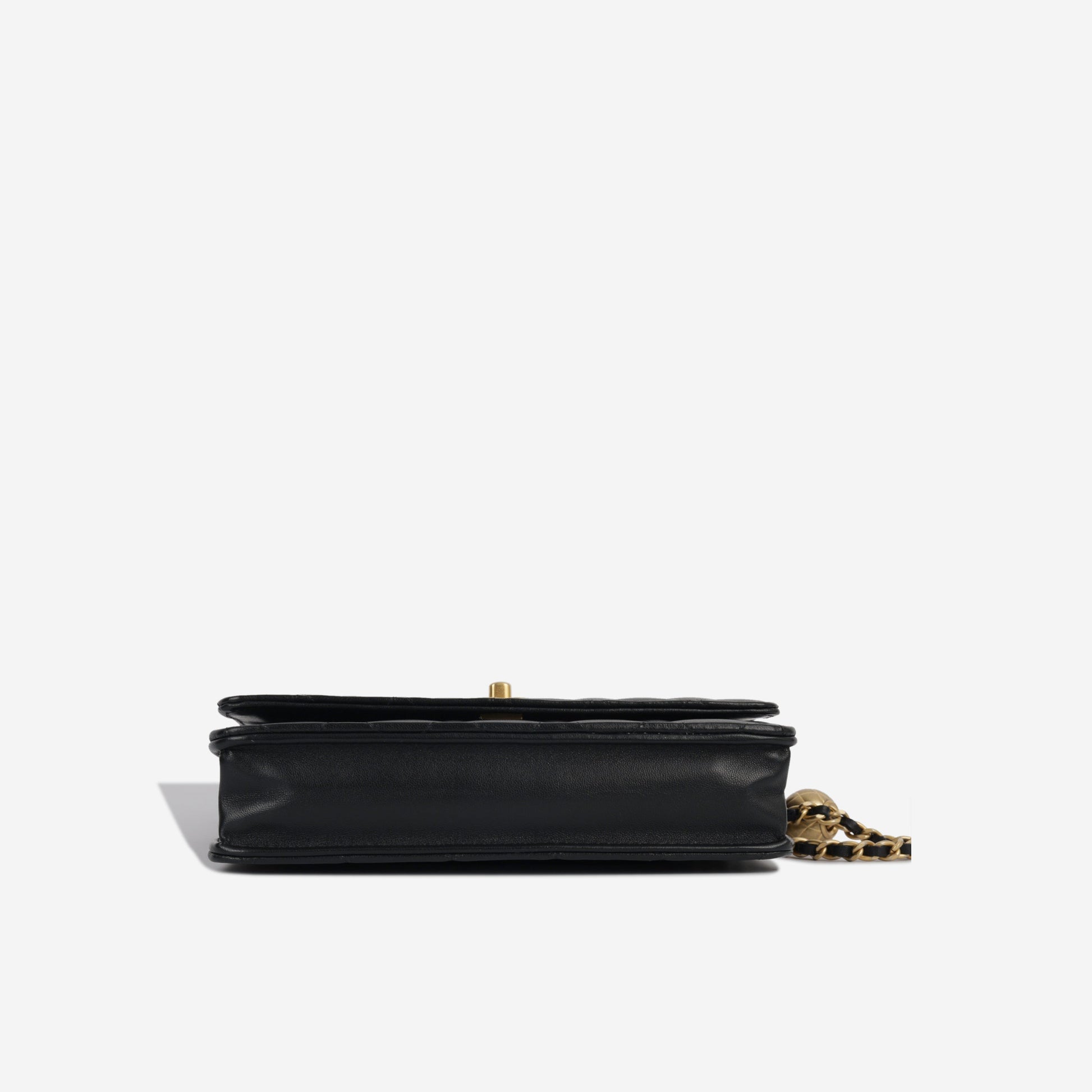 Chanel Pearl Crush Wallet On Chain