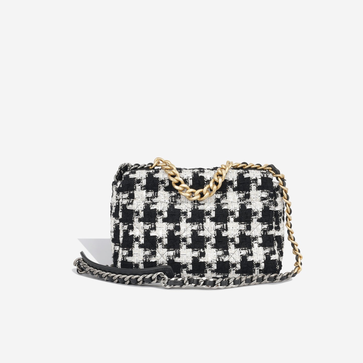 Chanel Chanel 19 - Small