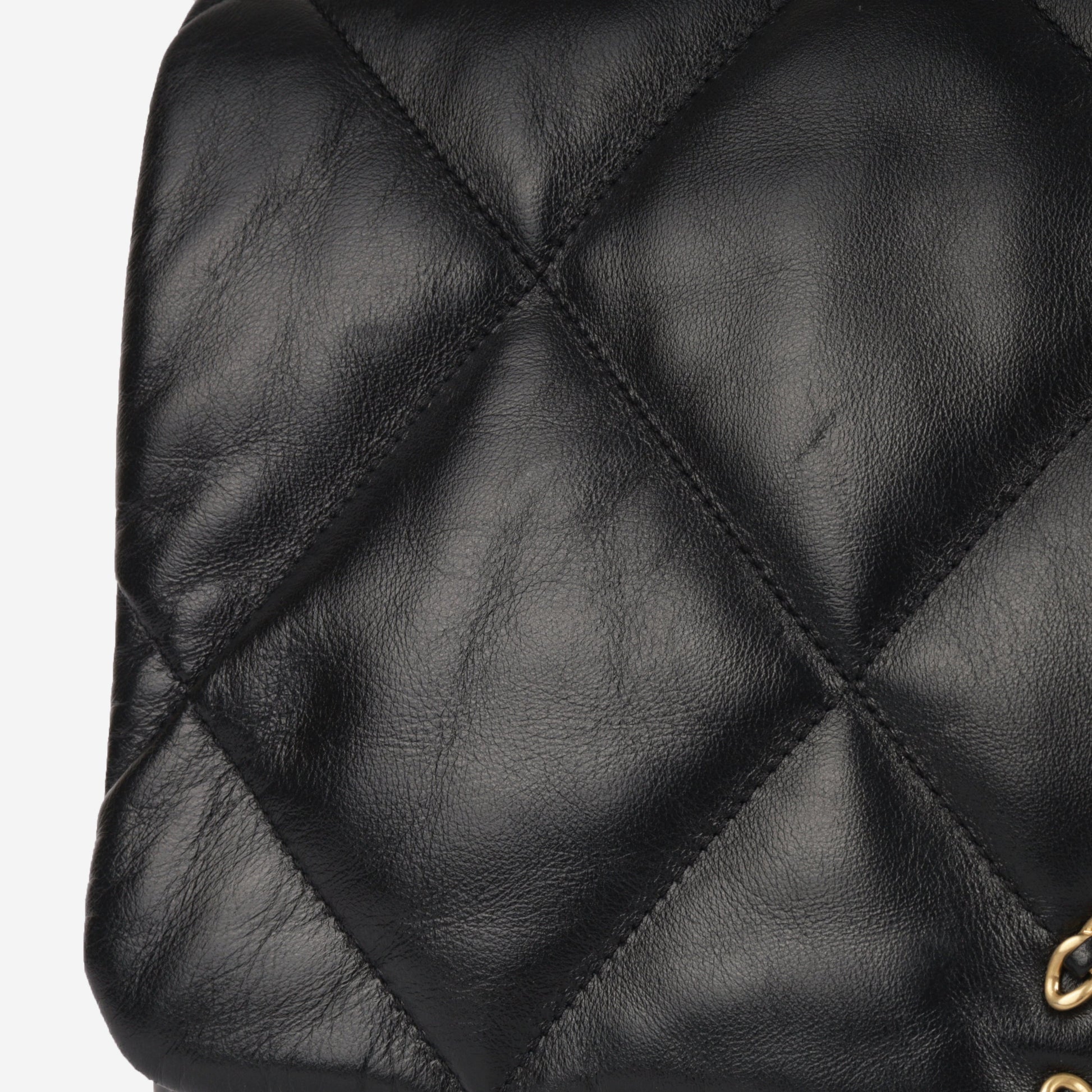 Chanel Maxi 19 Flap