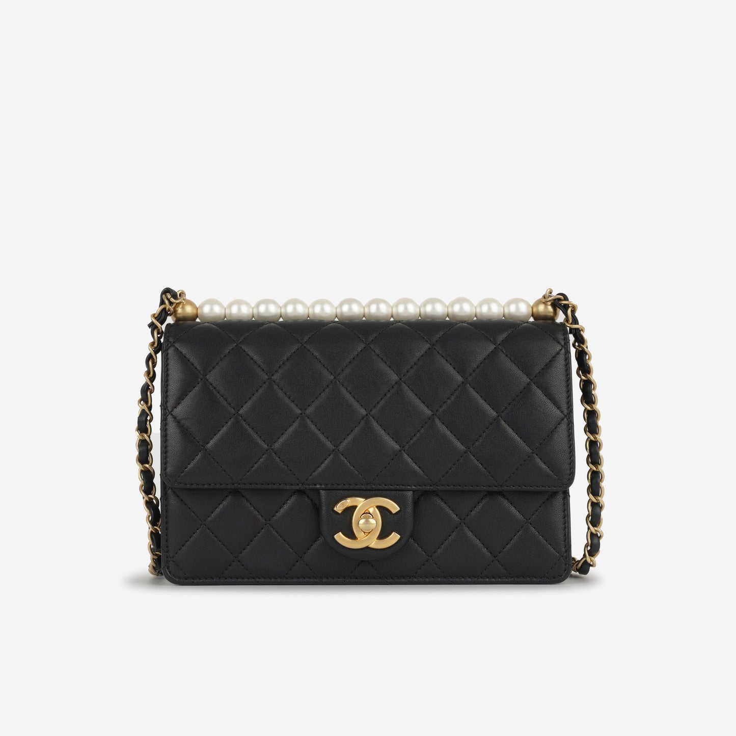Chanel Medium Chic Pearl Flap