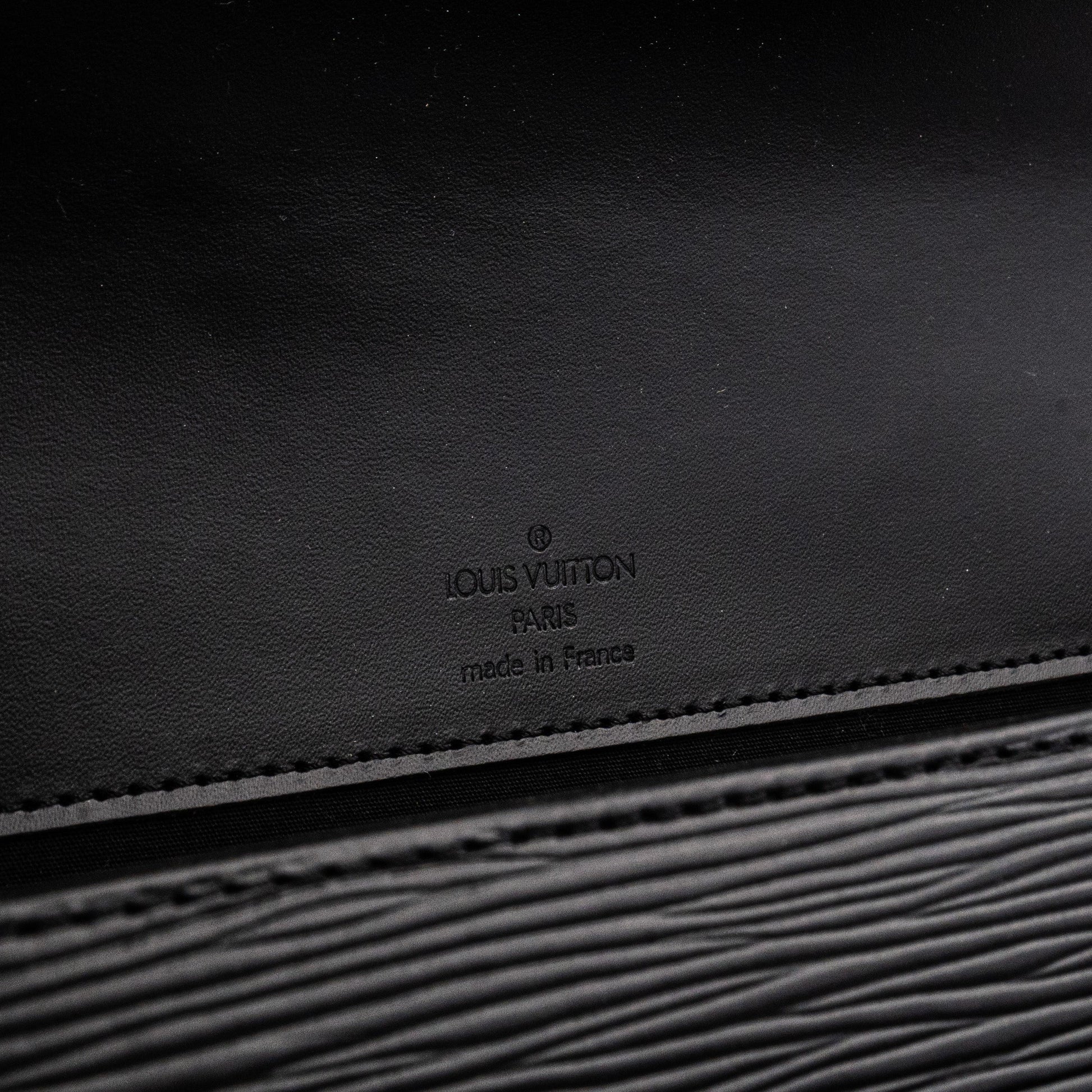 Louis Vuitton Dinard Black Epi Shoulder Bag