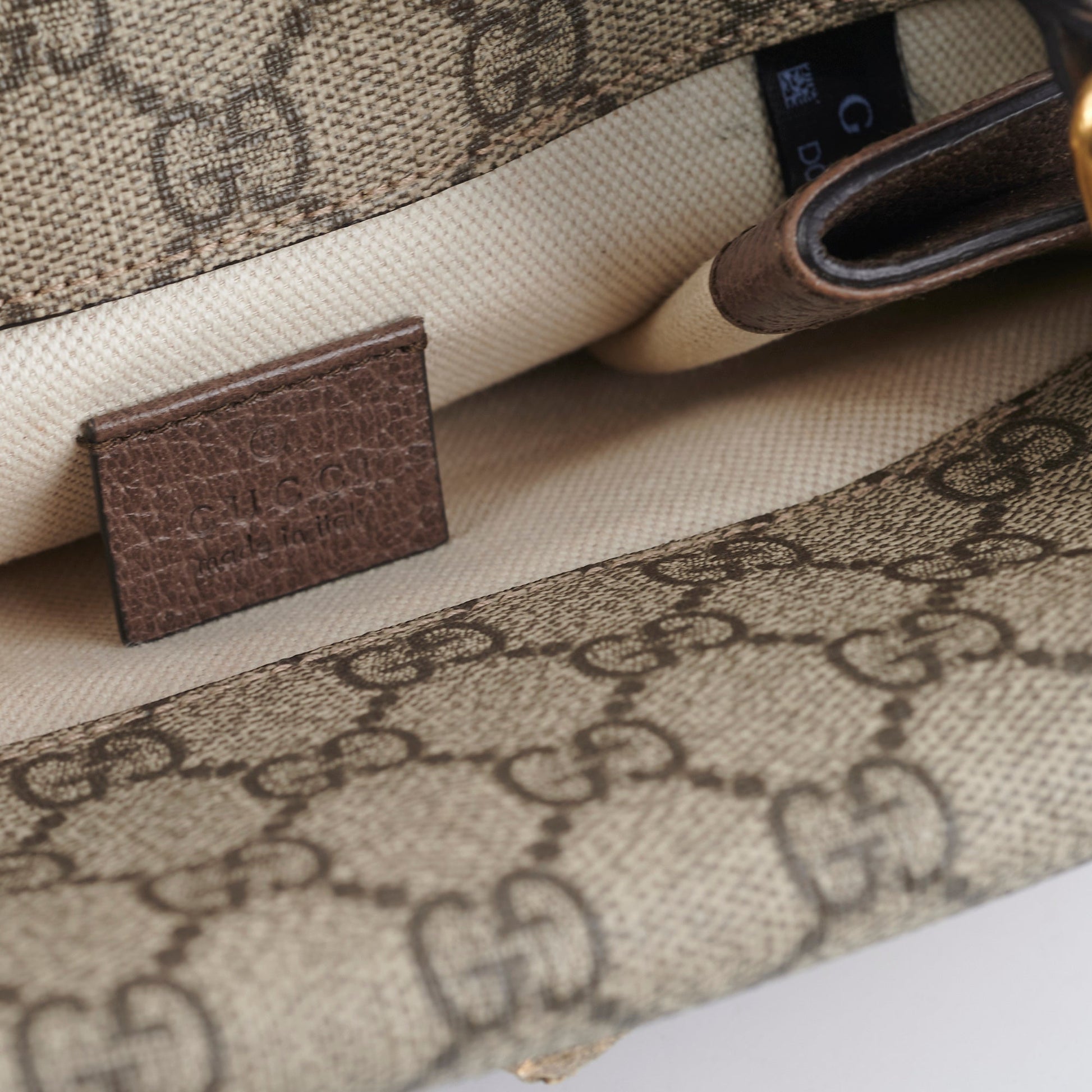 Gucci Neo Supreme Messenger Bag