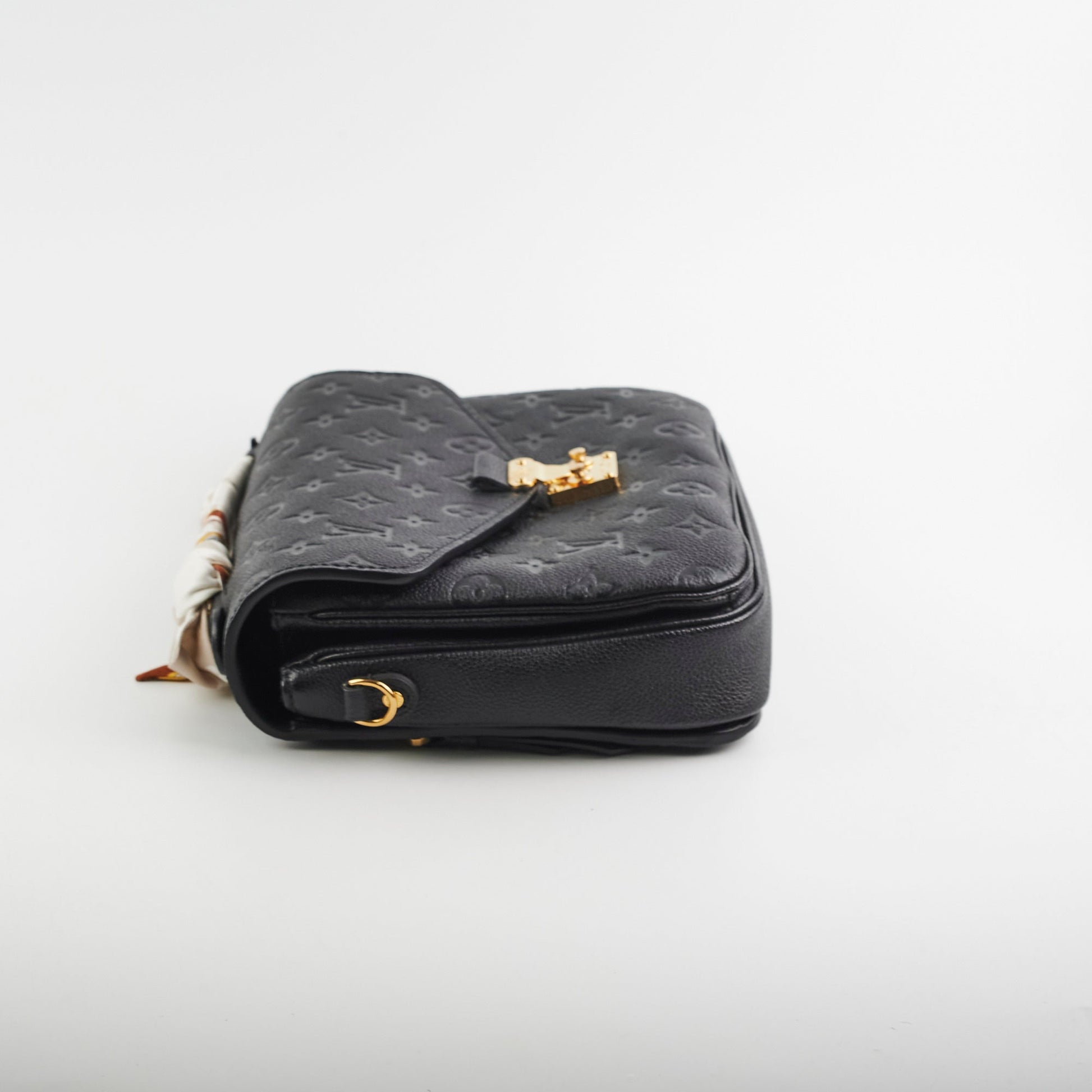 Louis Vuitton Pochette Metis Black Empreinte