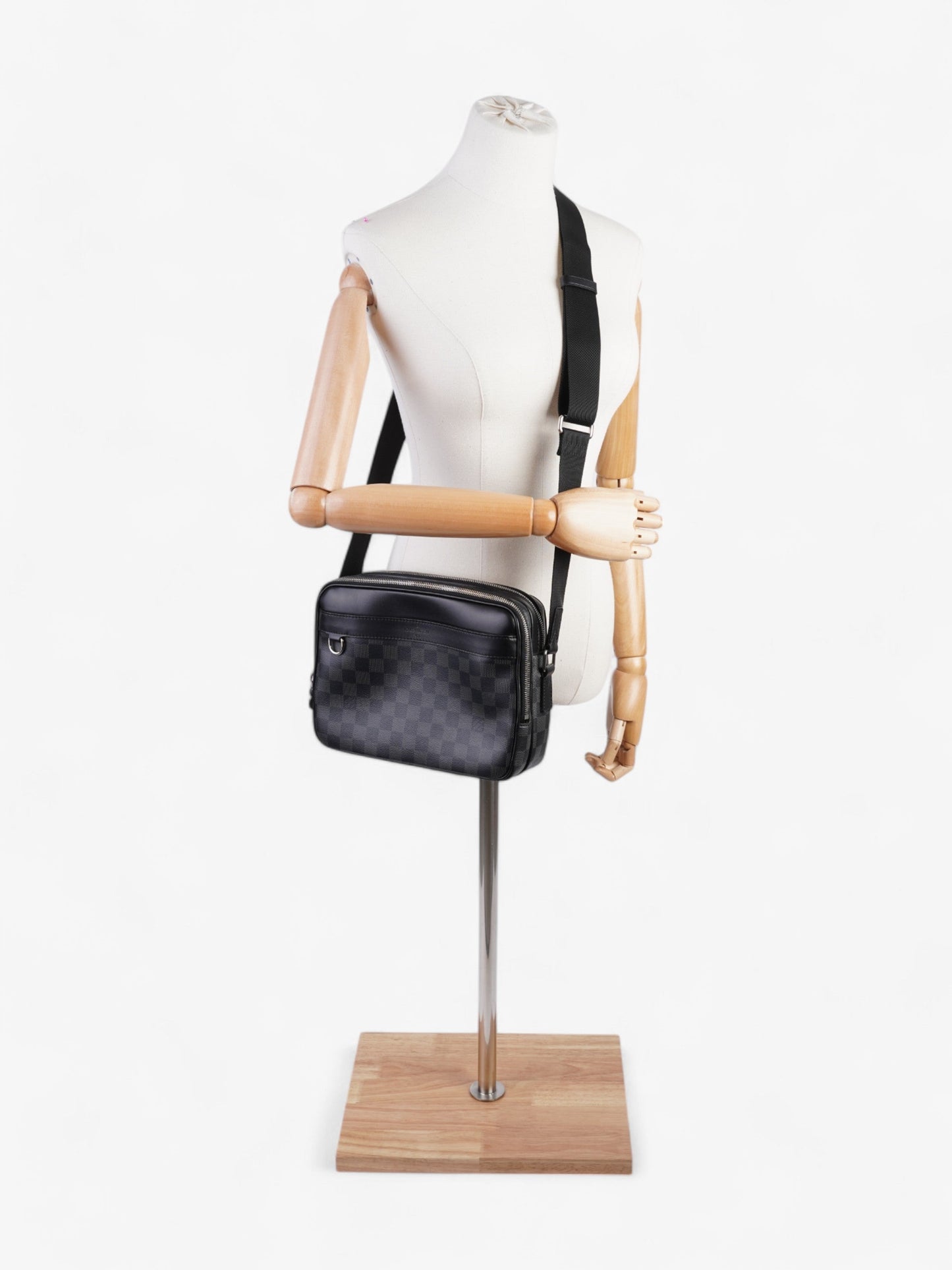 Louis Vuitton Trocadero Messenger Damier Graphite Coated Canvas PM