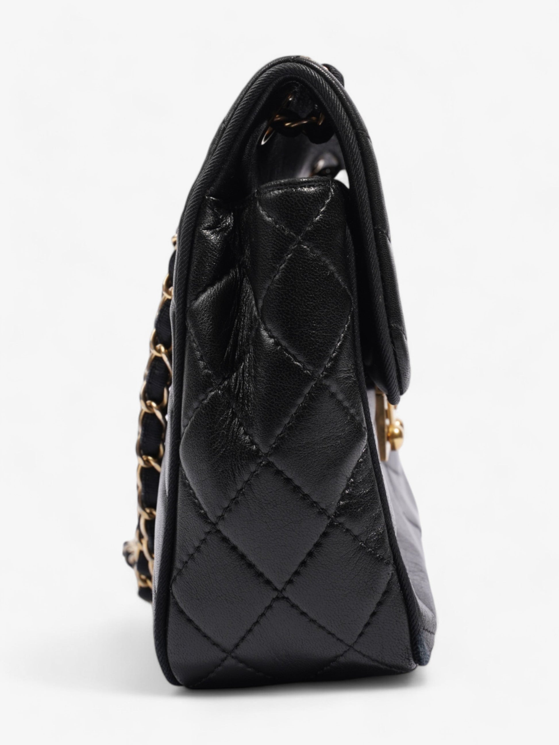 Chanel Scallop Flap Black Leather Medium
