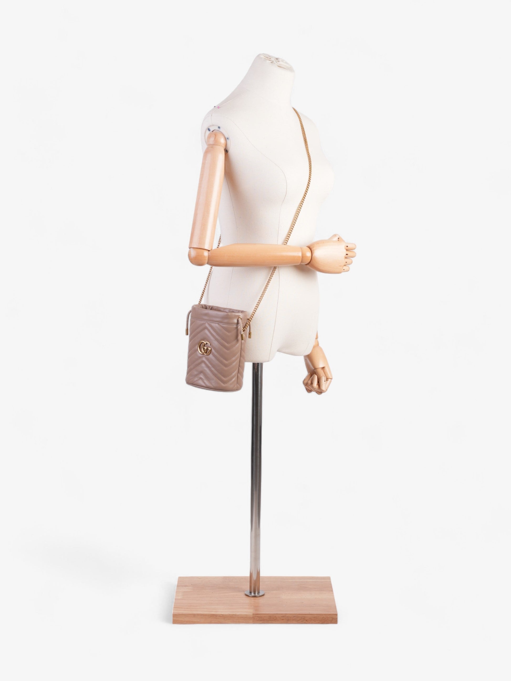 Gucci GG Marmont Bucket Bag Dusty Pink Matelasse Leather Mini