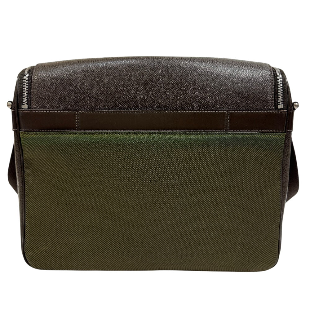 LOUIS VUITTON Shoulder Bag Nylon, Leather Khaki green Shoulder Bag Taiga Thai meal mens