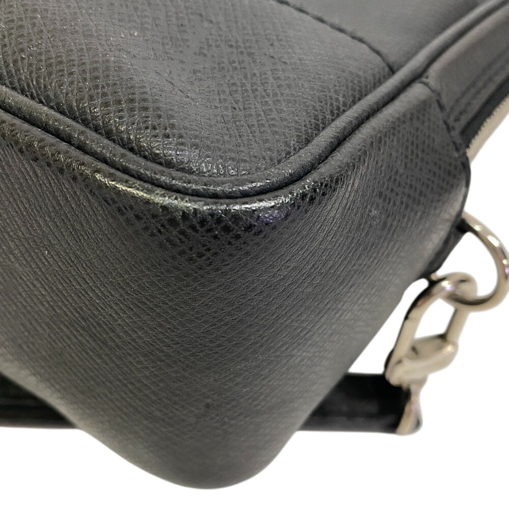 Luxury Women's Clutch Bag | LOUIS VUITTON Clutch bag leather black Taiga Pavel