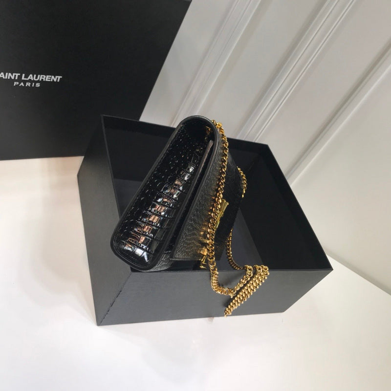 Yves Saint Laurent - Bags