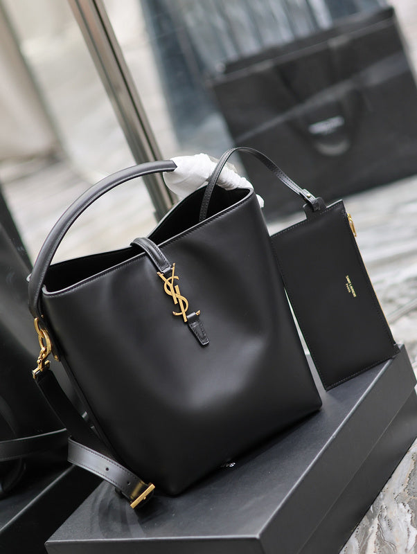 Yves Saint Laurent - Bags