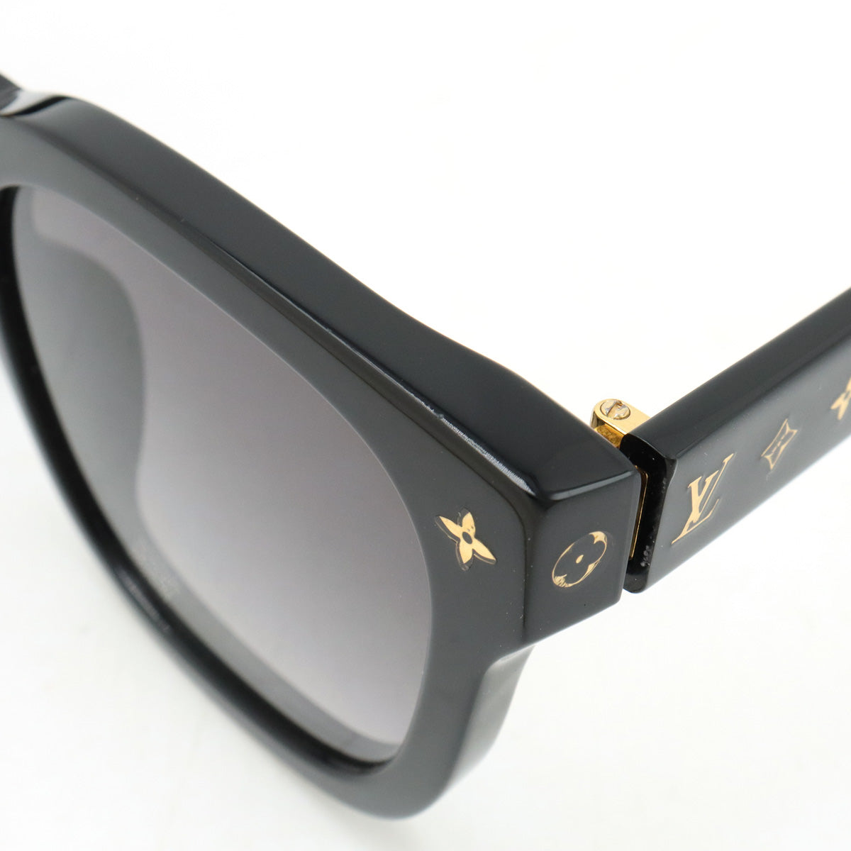 LOUIS VUITTON Louis Vuitton Sunscreen My Monogram Square Smoke Grading Noir Black 54?17 143 Z1523E