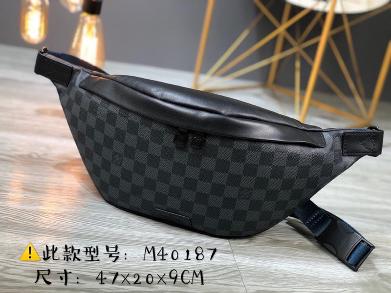 Louis Vuitton Luxury Bags 1813