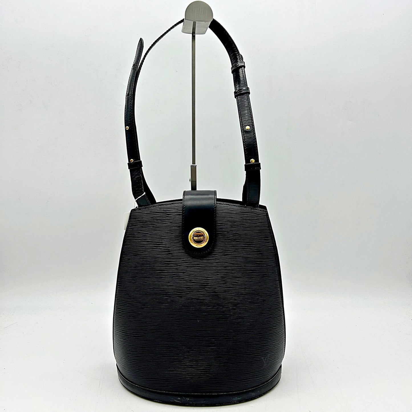Louis Vuitton Epi Leather Cluny - Black Bucket Bags, Handbags AF684
