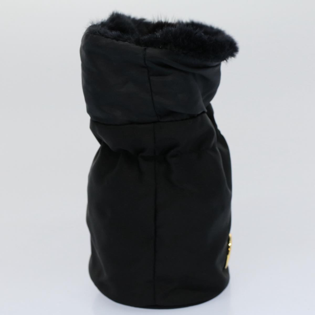 Luxury CELINE Circle Pouch Nylon Black am5193