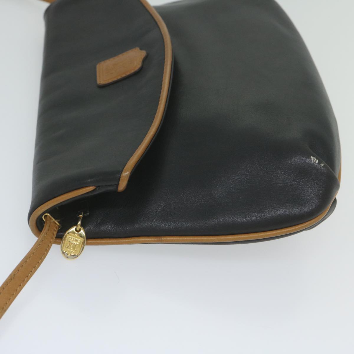 Luxury CELINE Shoulder Bag Leather Black am5325
