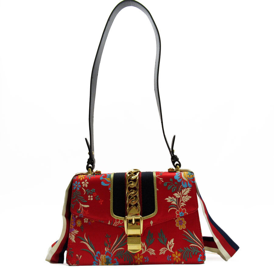 Gucci Chain Leather Shoulder Bag