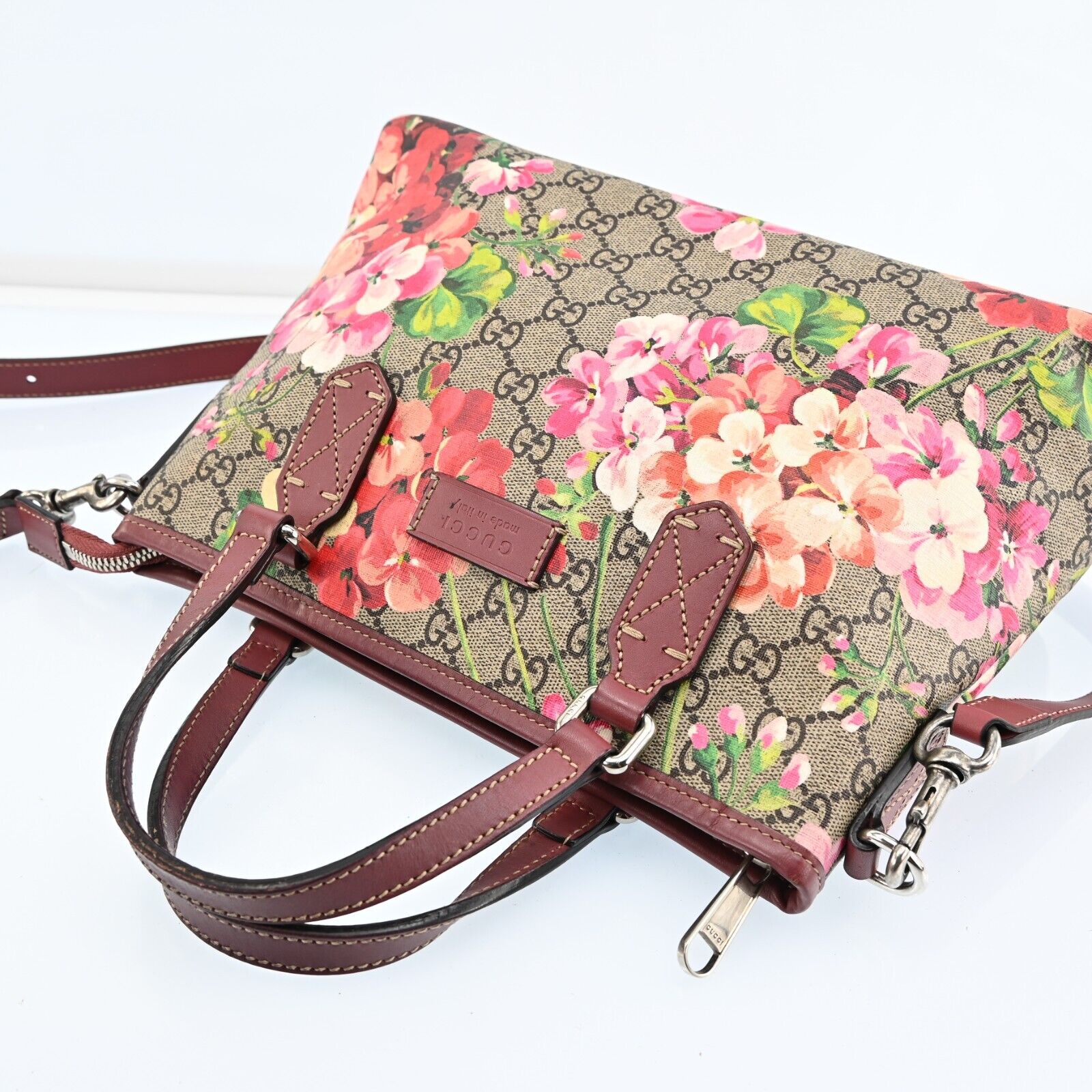 Gucci Leather Shoulder Bag