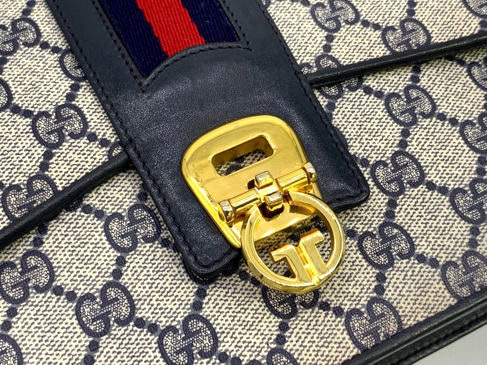 Gucci Leather Canvas Shoulder Bag