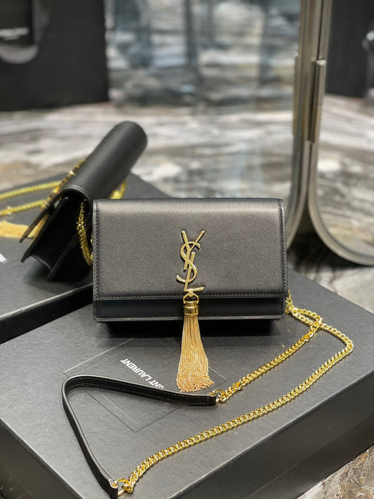 Yves Saint Laurent - Bags