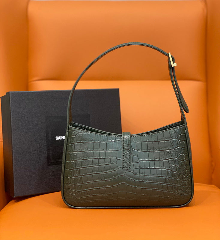 Yves Saint Laurent - Bags