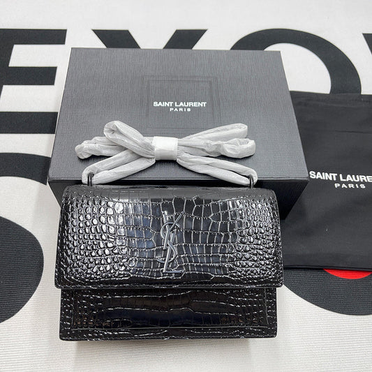 Yves Saint Laurent - Bags