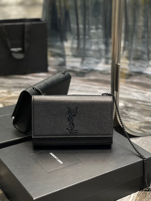 Yves Saint Laurent - Bags
