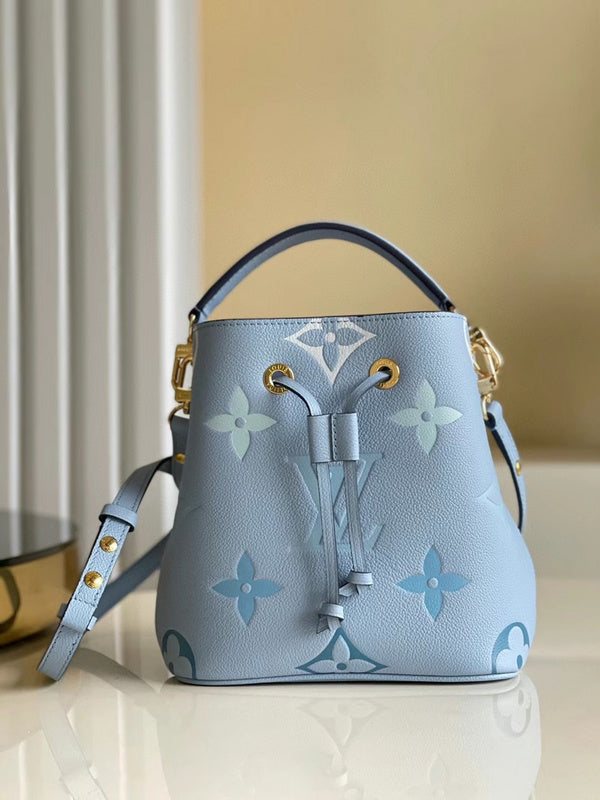 Louis Vuitton Luxury Bags 2528