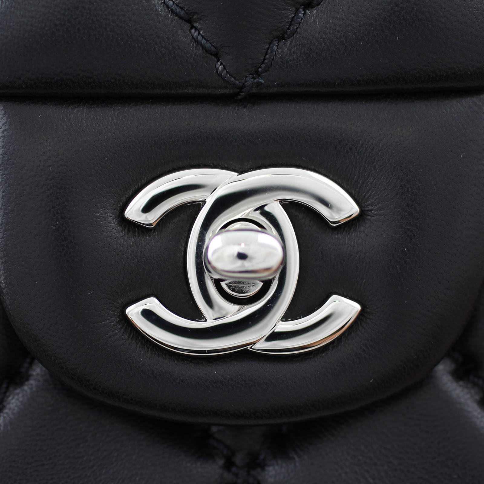 Chanel Easy Carry Medium Flap Bag