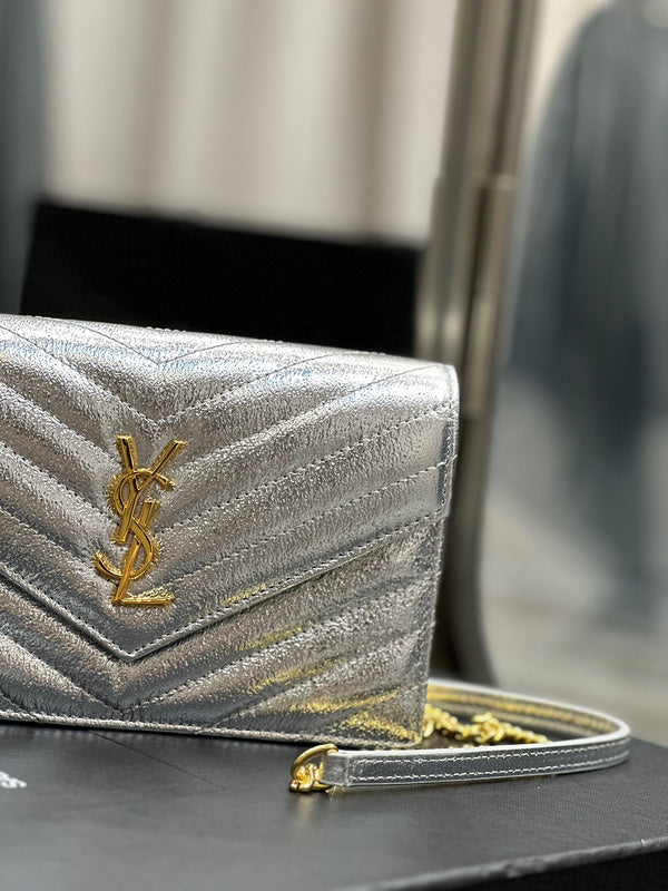 Yves Saint Laurent - Bags