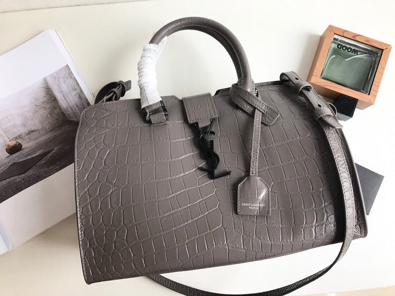 Yves Saint Laurent - Bags