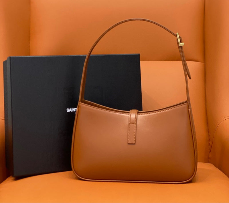 Yves Saint Laurent - Bags