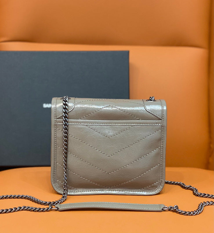 Yves Saint Laurent - Bags