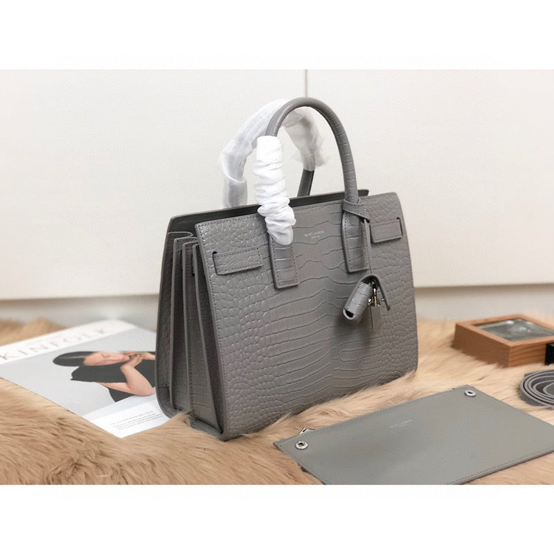 Yves Saint Laurent - Bags