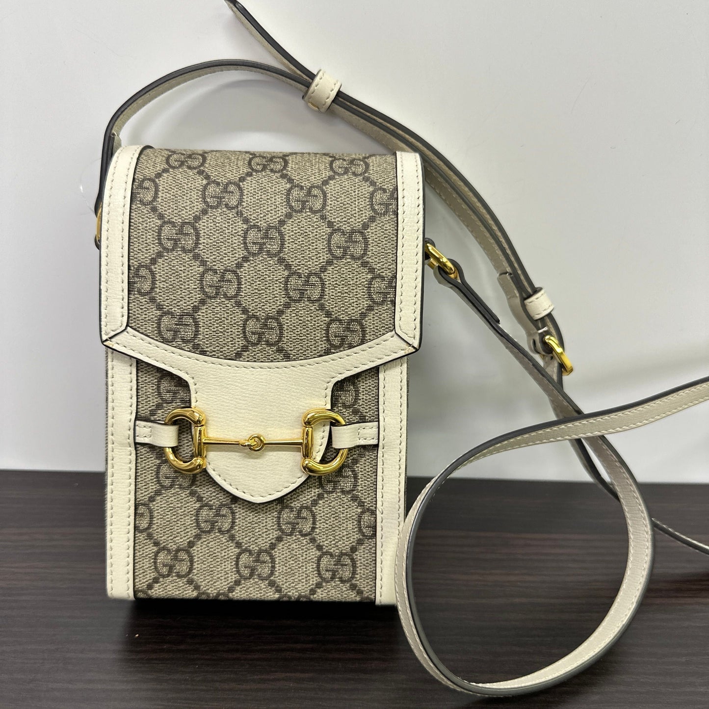 Gucci Horsebit Crossbody Bag LB121110