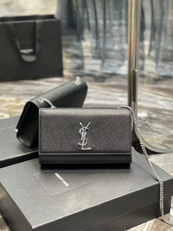 Yves Saint Laurent - Bags