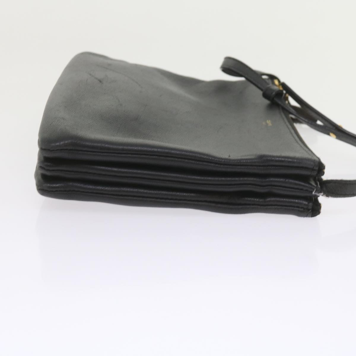 Luxury CELINE Trio PM Shoulder Bag Leather Black ep2461