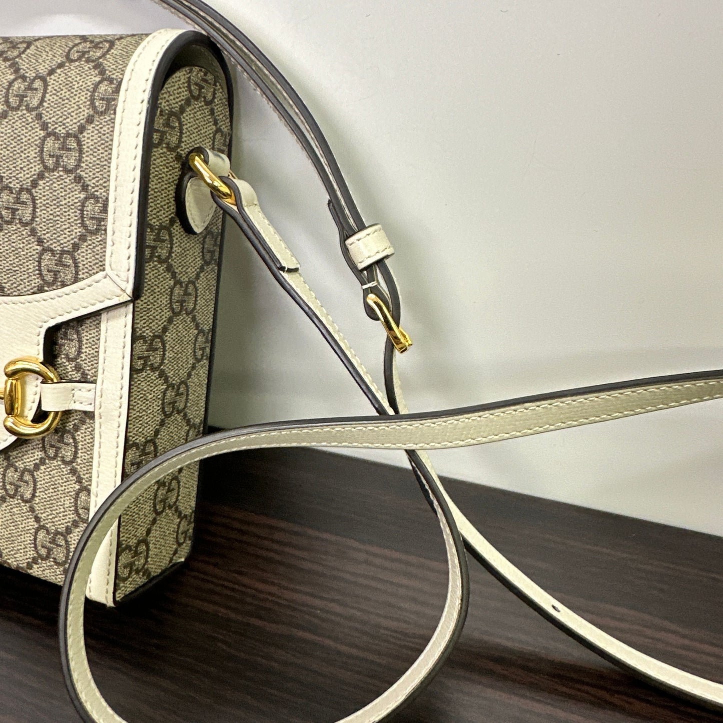Gucci Horsebit Crossbody Bag LB121110